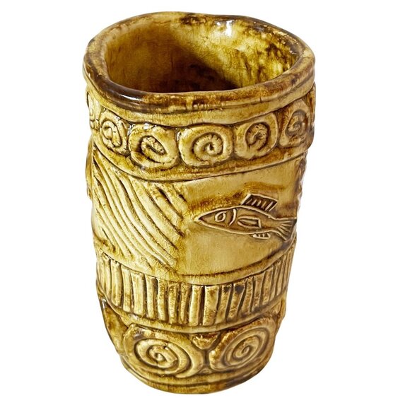 Vintage Unique Studio Art Pottery Vase Brown Glaze Fish Eagle Design Signed VLD - Picture 2 of 8